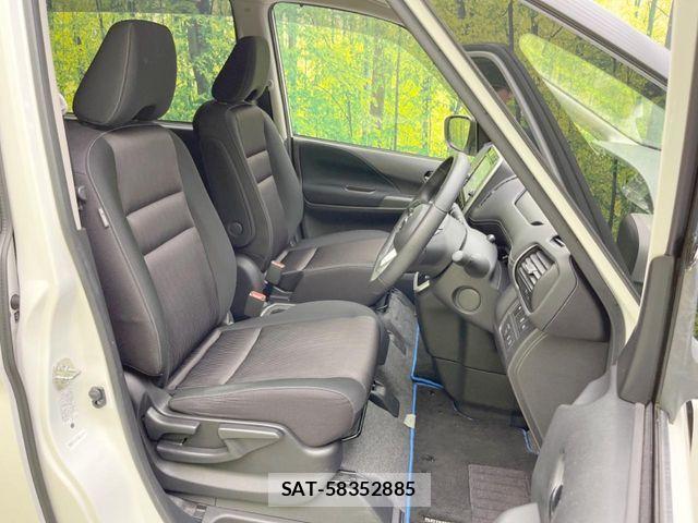 Nissan SERENA 2018-04 7963673-7