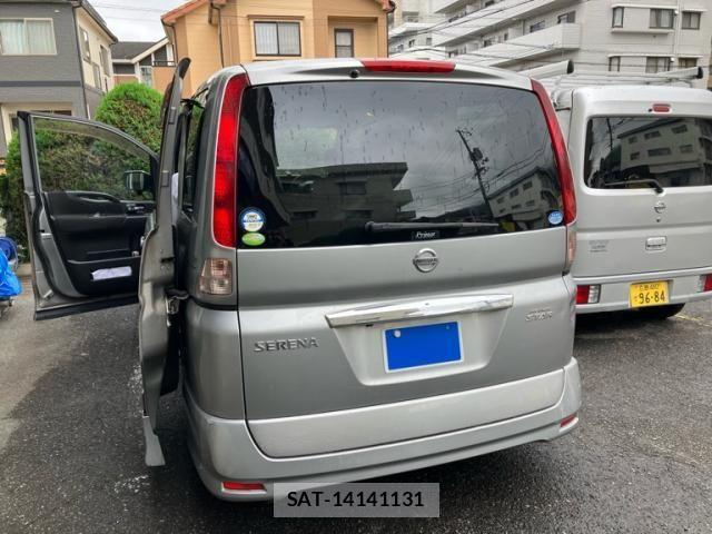 Nissan SERENA 2009-07 7963681-3