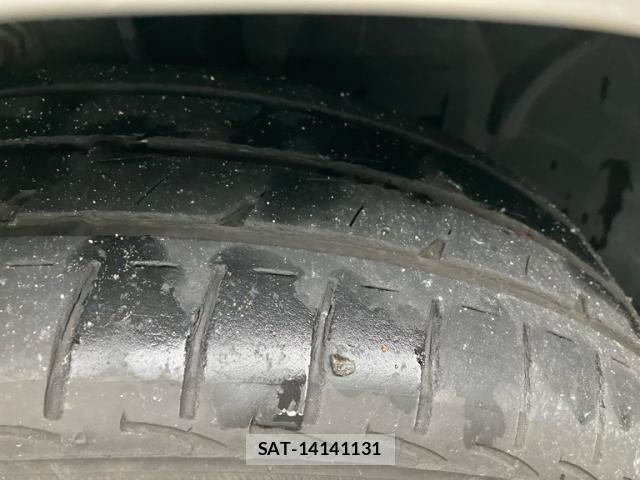 Nissan SERENA 2009-07 7963681-5