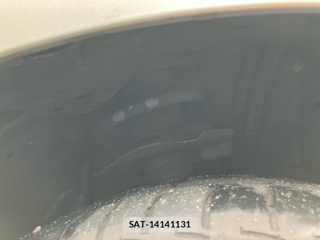 Nissan SERENA 2009-07 7963681-6