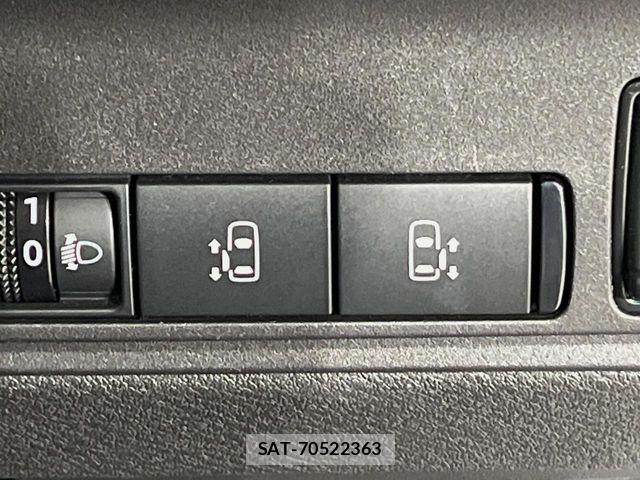 Nissan SERENA 2024-02 7963660-6