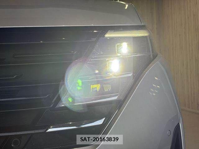 Nissan SERENA 2023-06 7963675-12