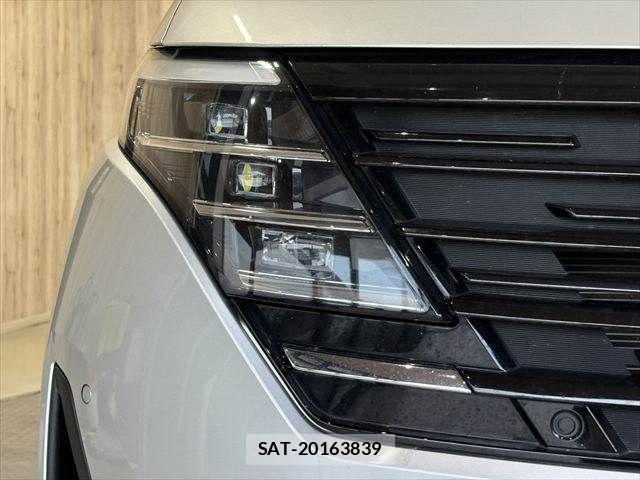 Nissan SERENA 2023-06 7963675-22
