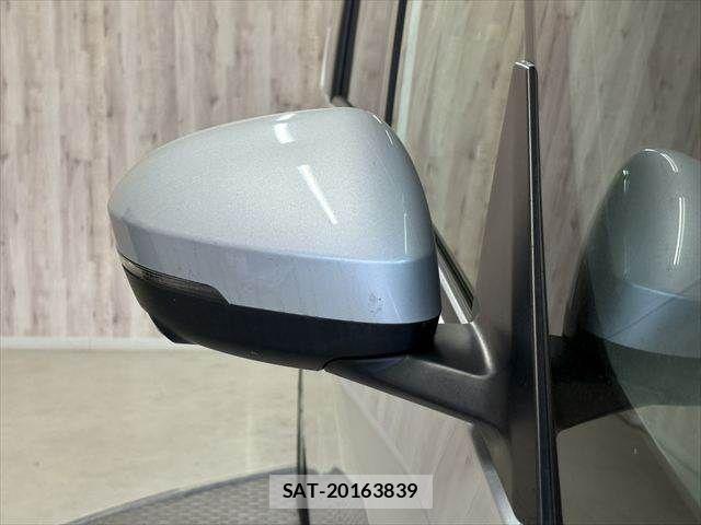 Nissan SERENA 2023-06 7963675-24