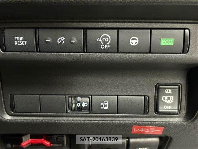 Nissan SERENA 2023-06 7963675-6