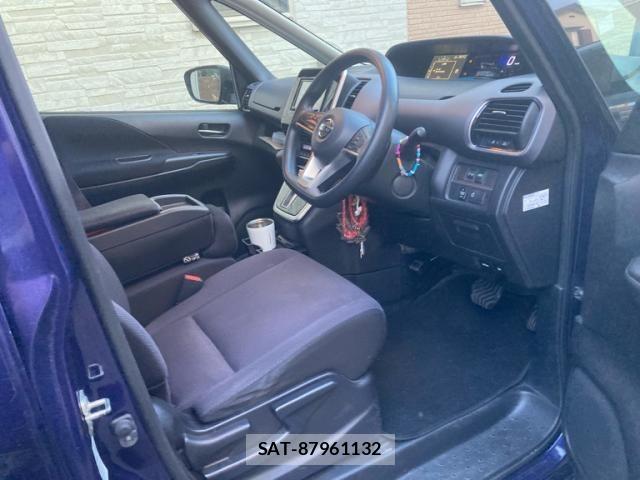 Nissan SERENA 2018-07 7963680-13