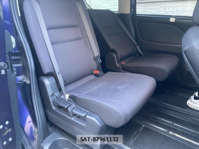 Nissan SERENA 2018-07 7963680-15
