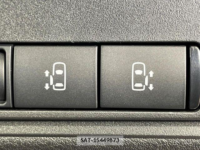 Nissan SERENA 2026-04 7963658-5