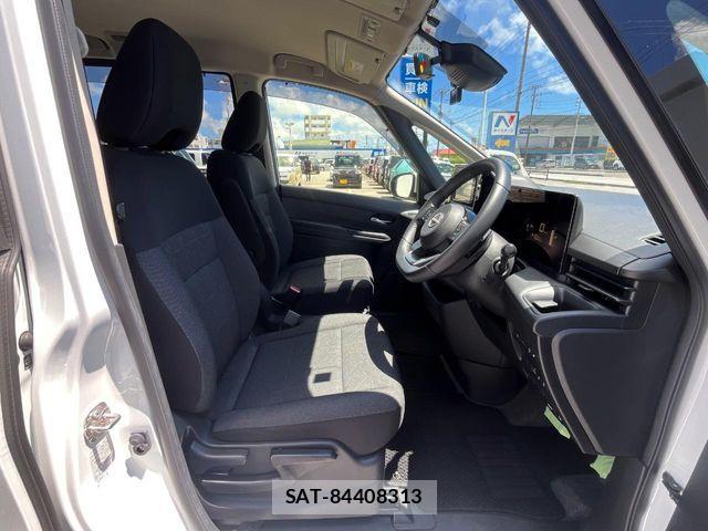 Nissan SERENA 2024-06 7963662-8