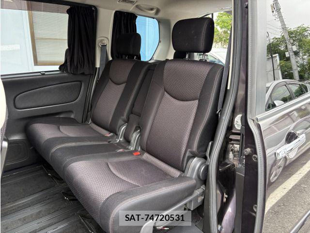 Nissan SERENA 2011-06 7980947-4