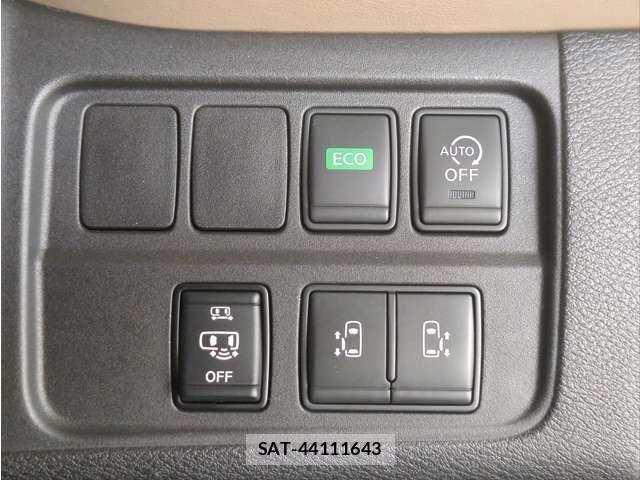 Nissan SERENA 2017-08 7980946-17