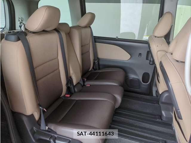 Nissan SERENA 2017-08 7980946-25
