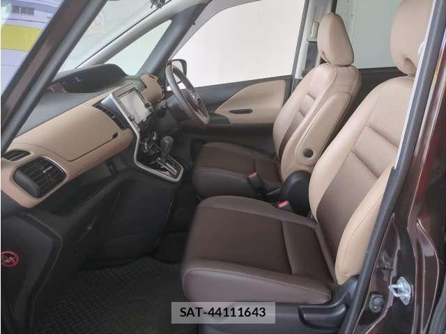 Nissan SERENA 2017-08 7980946-8