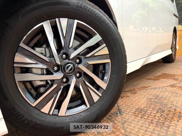 Nissan SERENA 2025-07 7980918-12
