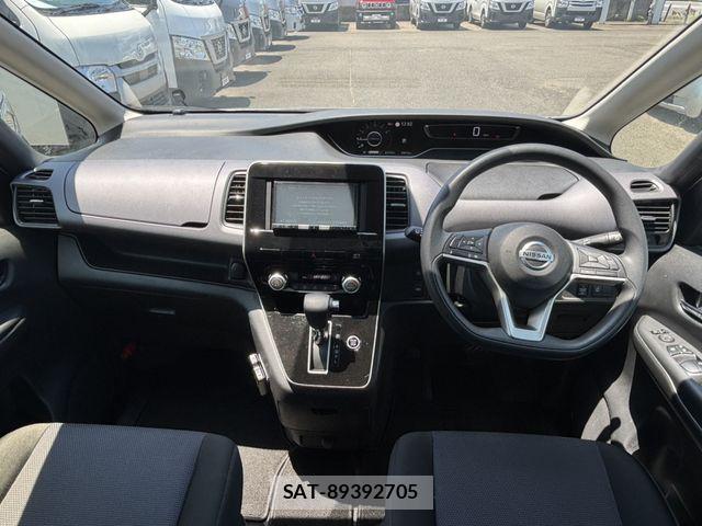 Nissan SERENA 2022-07 7980940-1