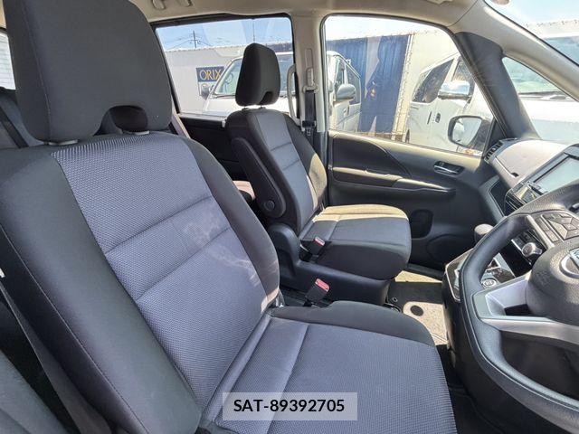 Nissan SERENA 2022-07 7980940-3