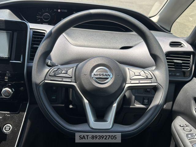Nissan SERENA 2022-07 7980940-6