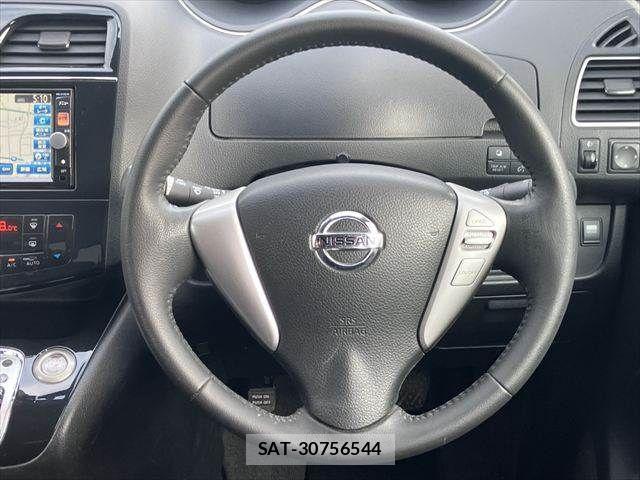 Nissan SERENA 2011-08 7980945-13