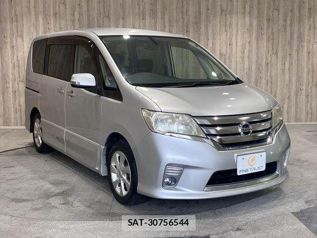 Nissan SERENA 2011-08 7980945-17