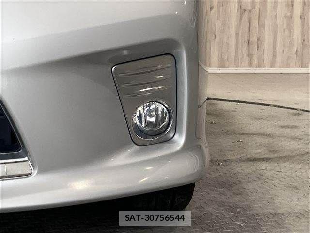 Nissan SERENA 2011-08 7980945-27