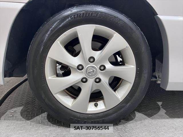 Nissan SERENA 2011-08 7980945-29