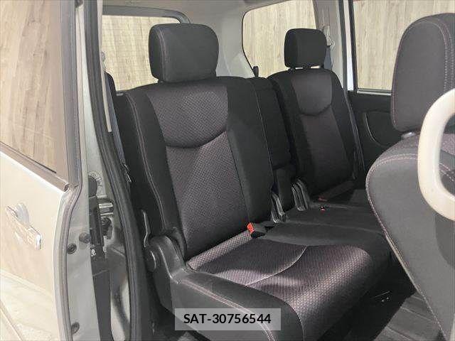 Nissan SERENA 2011-08 7980945-8