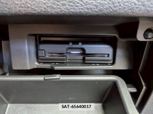 Nissan SERENA 2021-11 7980929-13