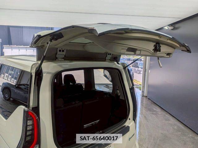 Nissan SERENA 2021-11 7980929-24