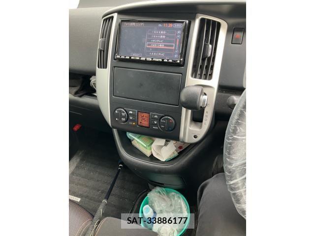 Nissan SERENA 2009-09 7980952-16