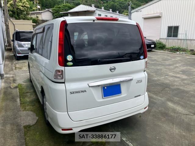 Nissan SERENA 2009-09 7980952-3