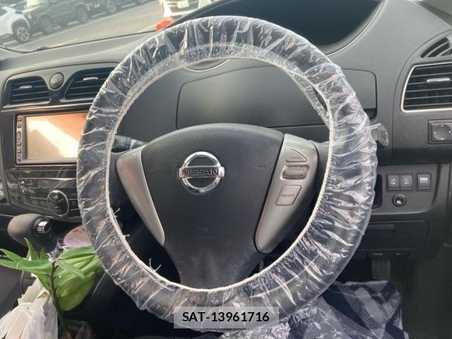 Nissan SERENA 2011-03 7980956-17