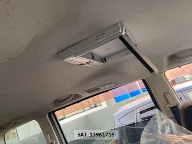 Nissan SERENA 2011-03 7980956-20