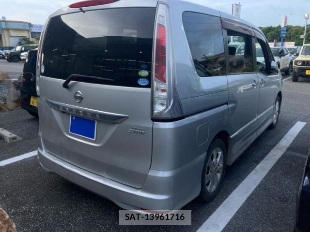 Nissan SERENA 2011-03 7980956-4