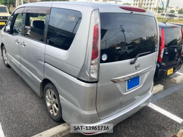 Nissan SERENA 2011-03 7980956-5