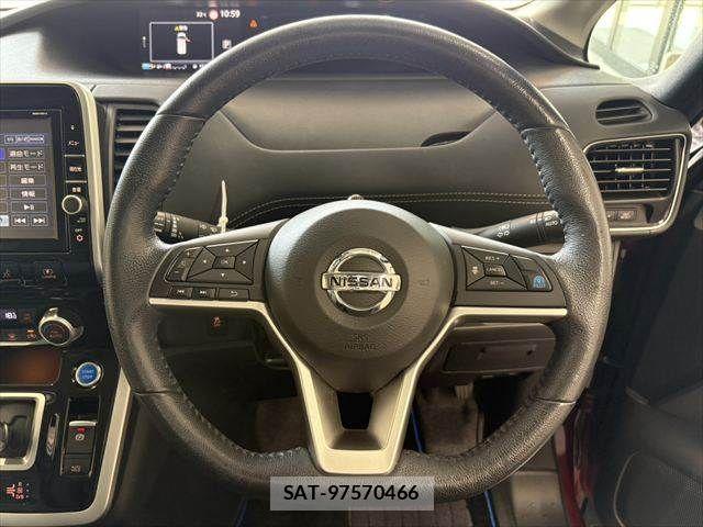 Nissan SERENA 2018-10 7980943-12