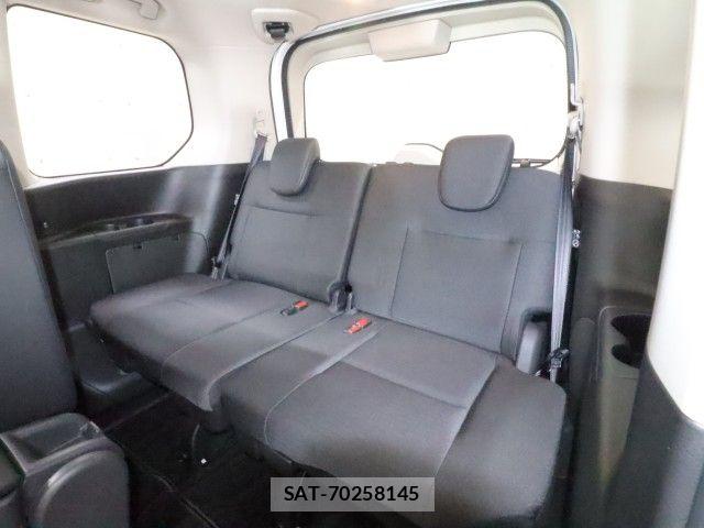 Nissan SERENA 2023-04 7980926-10