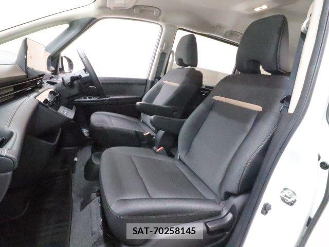 Nissan SERENA 2023-04 7980926-7