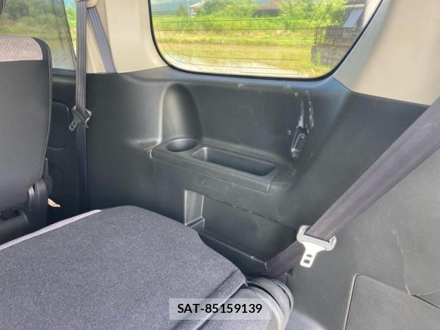 Nissan SERENA 2011-07 7980953-19