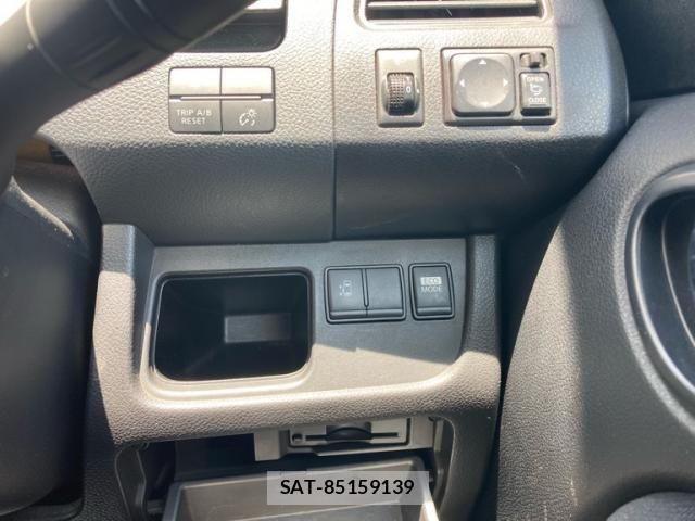 Nissan SERENA 2011-07 7980953-23