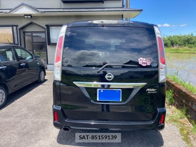 Nissan SERENA 2011-07 7980953-3