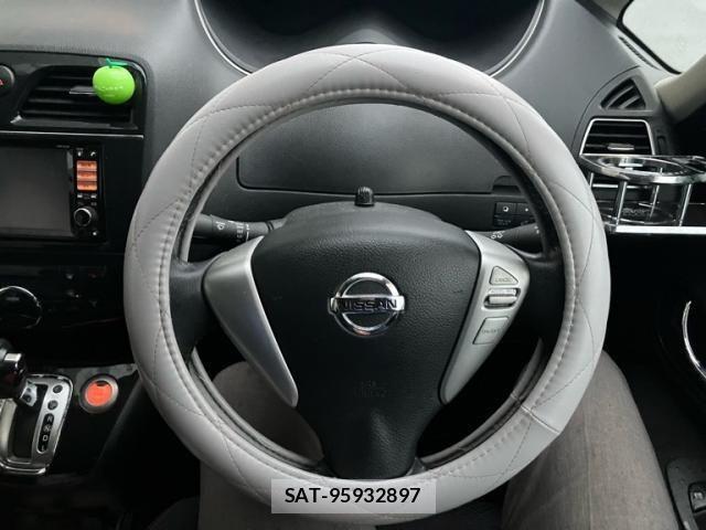 Nissan SERENA 2011-09 7980948-6