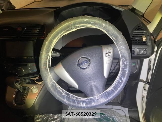 Nissan SERENA 2016-03 7980957-13