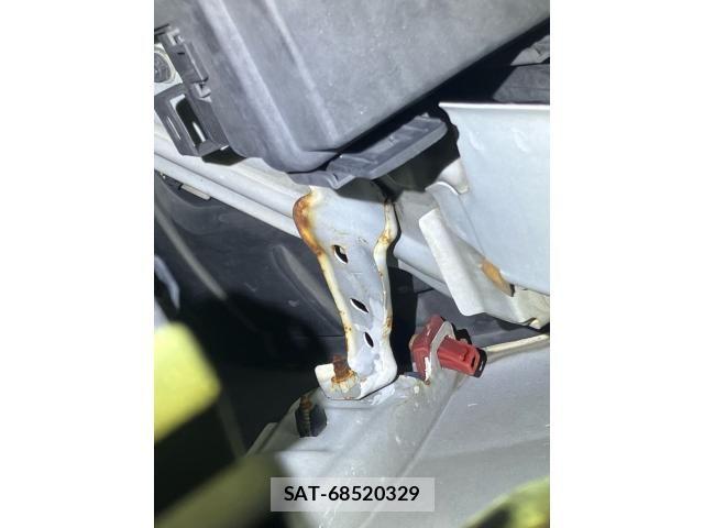 Nissan SERENA 2016-03 7980957-23