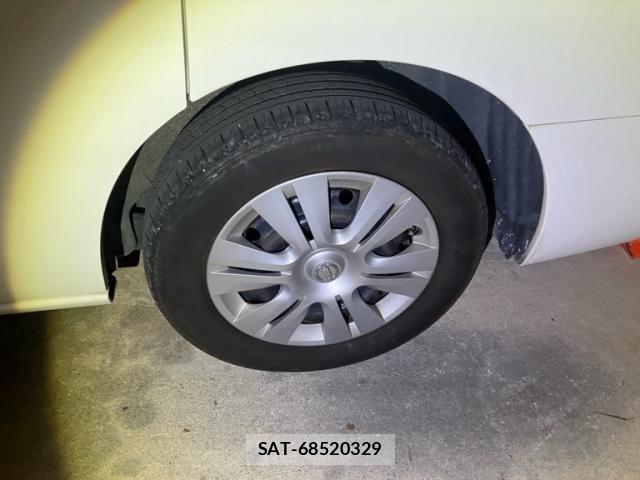 Nissan SERENA 2016-03 7980957-5