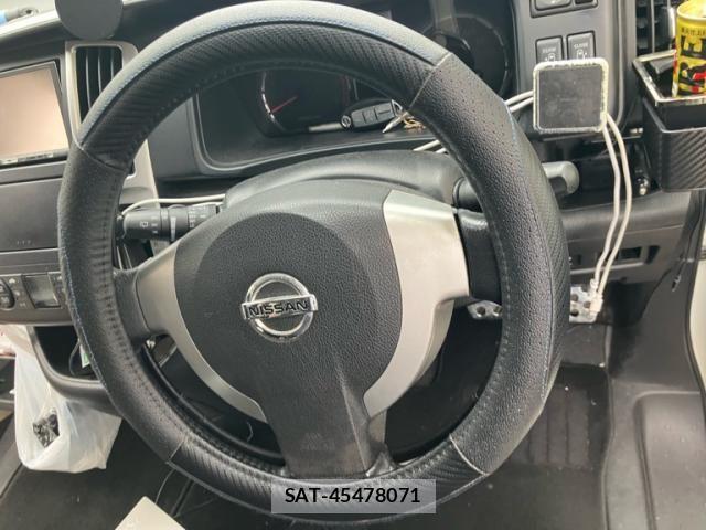 Nissan SERENA 2009-09 7980950-17