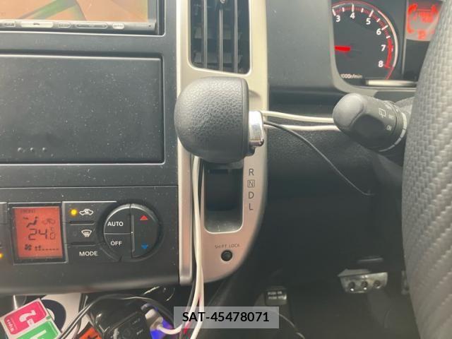 Nissan SERENA 2009-09 7980950-20