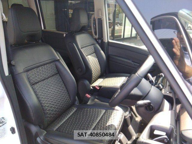 Nissan SERENA 2023-10 7980925-9