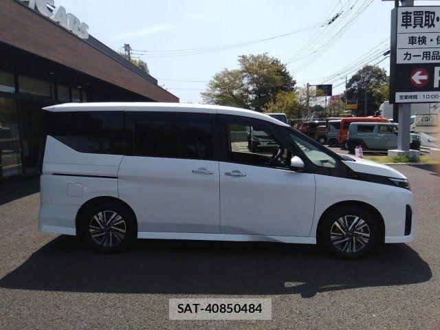 Nissan SERENA 2023-10 7980925-16