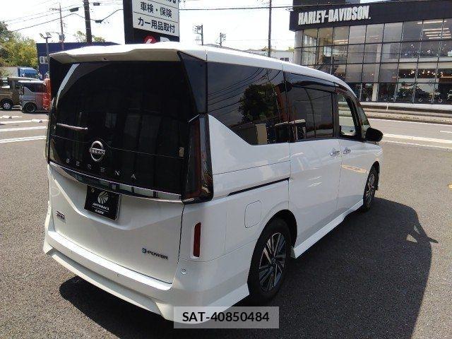 Nissan SERENA 2023-10 7980925-18