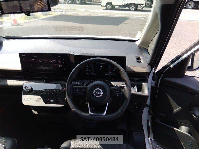 Nissan SERENA 2023-10 7980925-7
